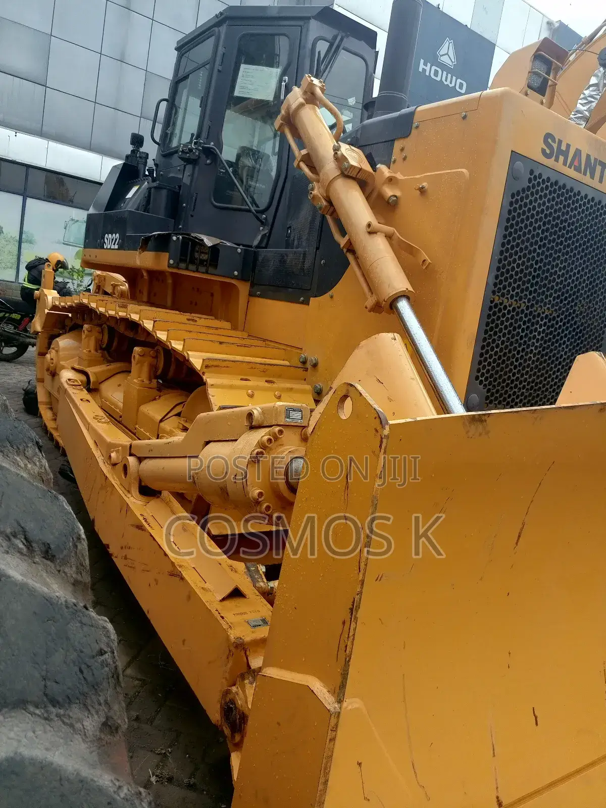 Shantui Bull Dozer.