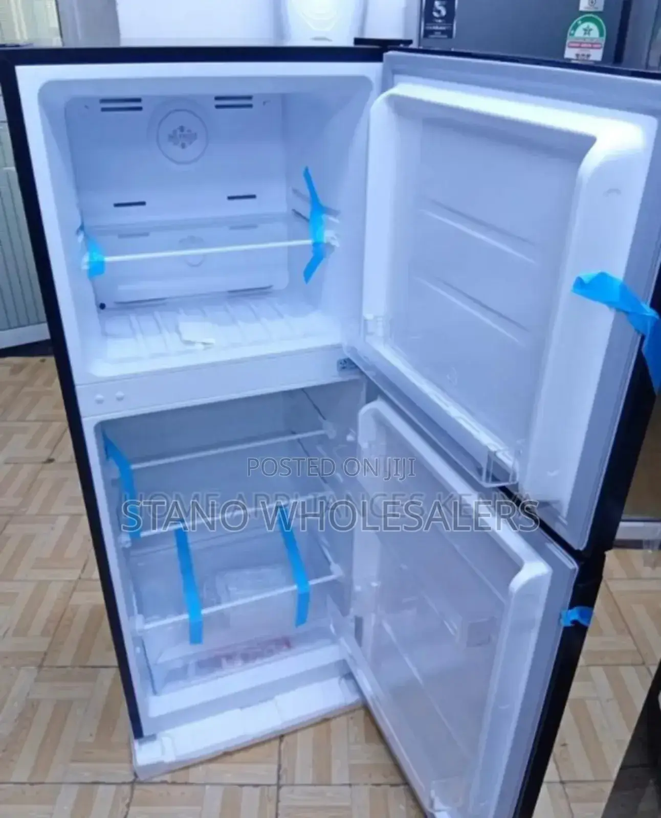 WTH Top Freezer at Von 182l Fridge Non Frost