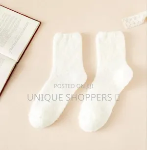 /-* Thickened Fleece Coral Socks Women's Mid-Calf Sleepwear