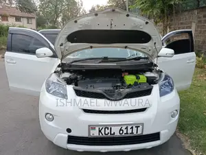 Toyota IST 2011 White