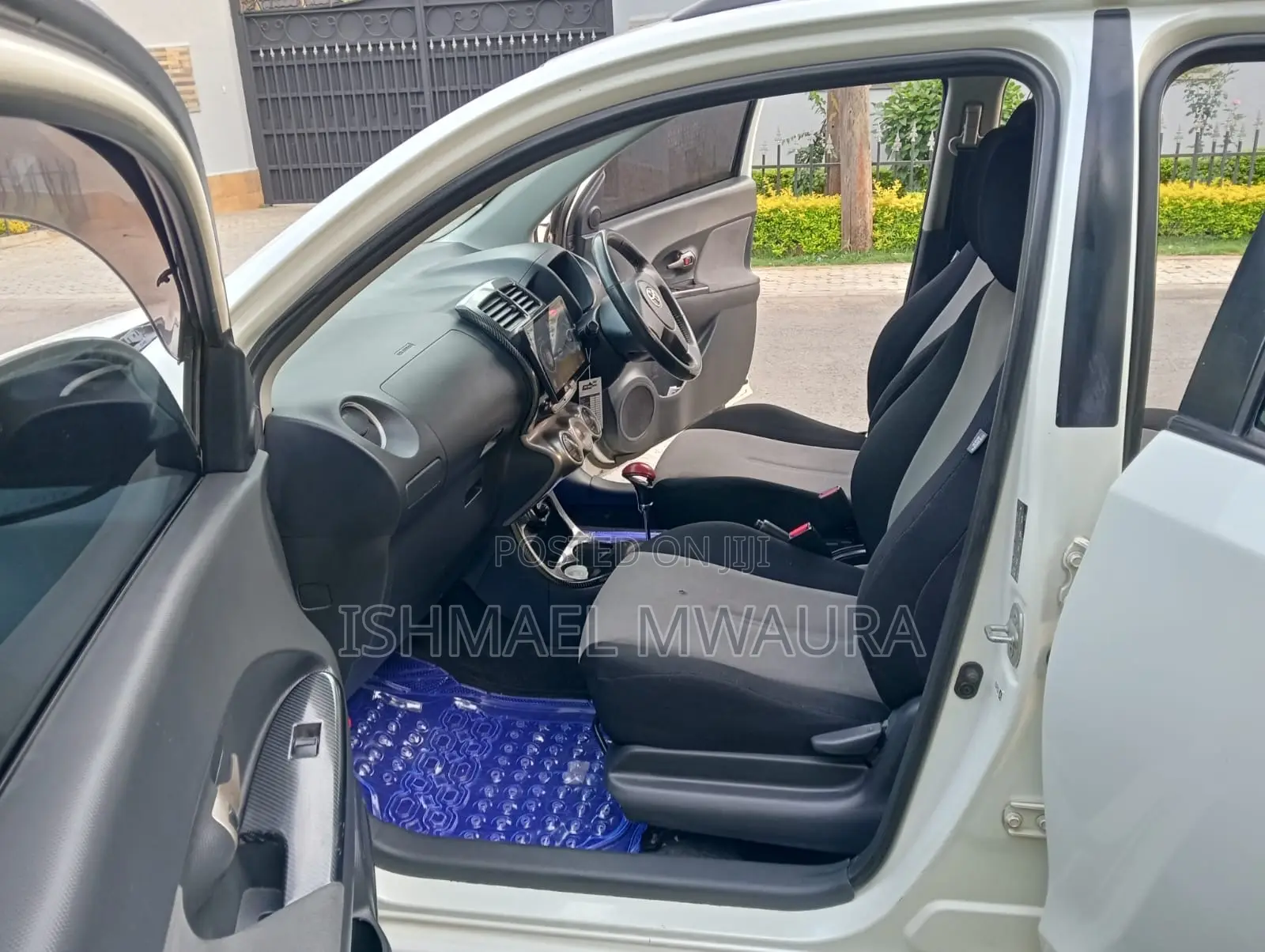 Toyota IST 2011 White