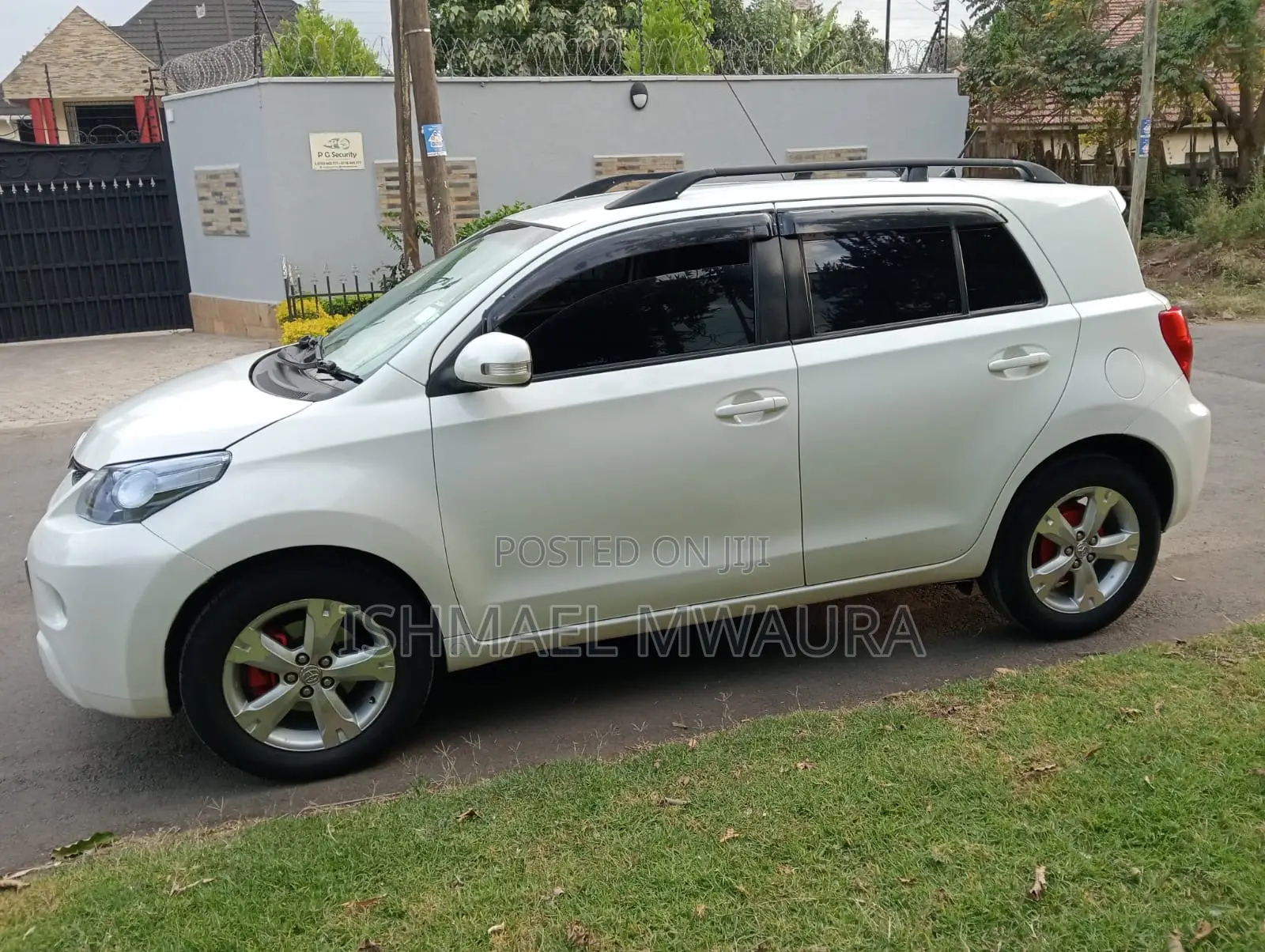 Toyota IST 2011 White