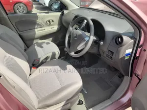 Nissan March 2018 Orange