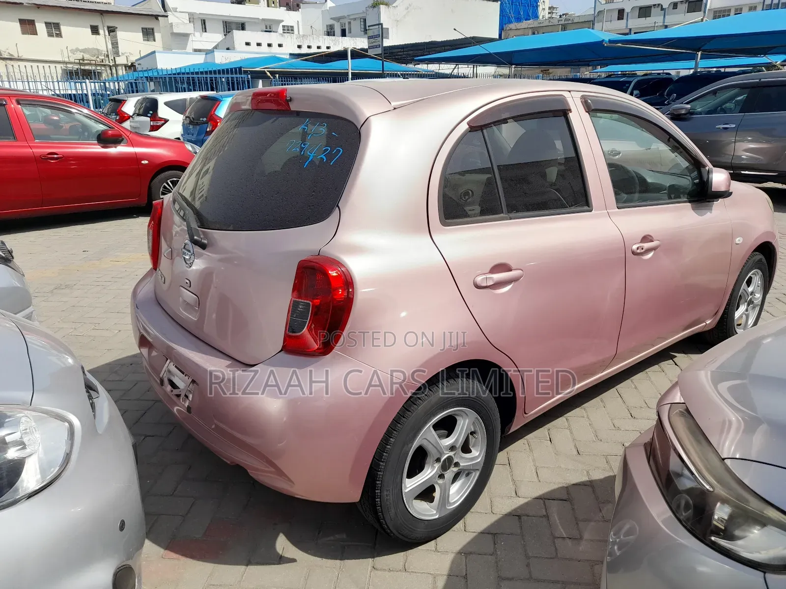 Nissan March 2018 Orange