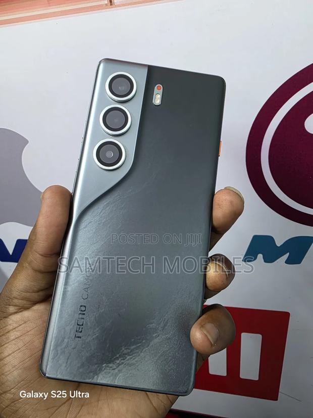 Tecno Camon 40 Pro 256 GB Gray - main view