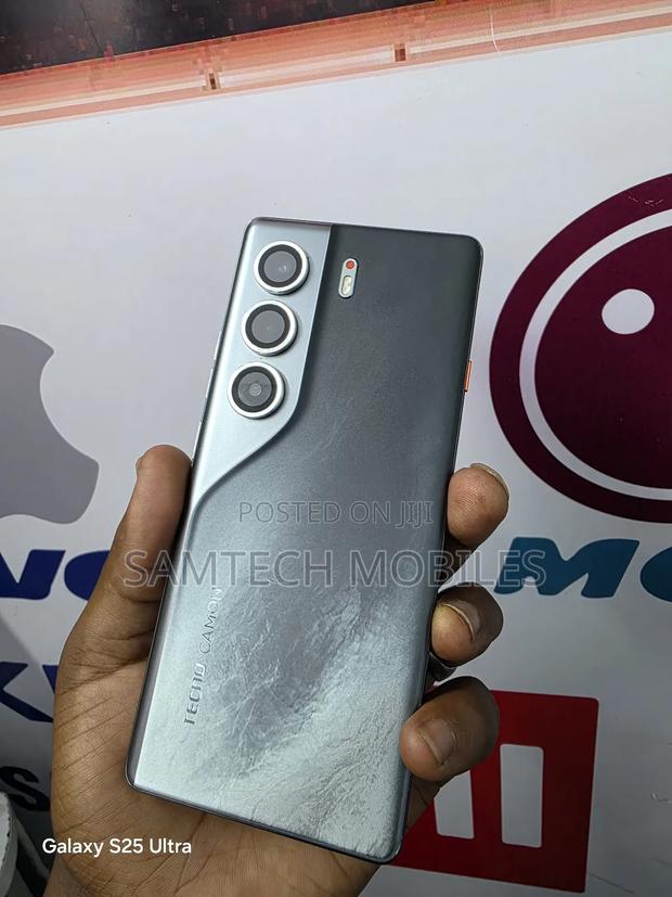 Tecno Camon 40 Pro 256 GB Gray - thumbnail 3