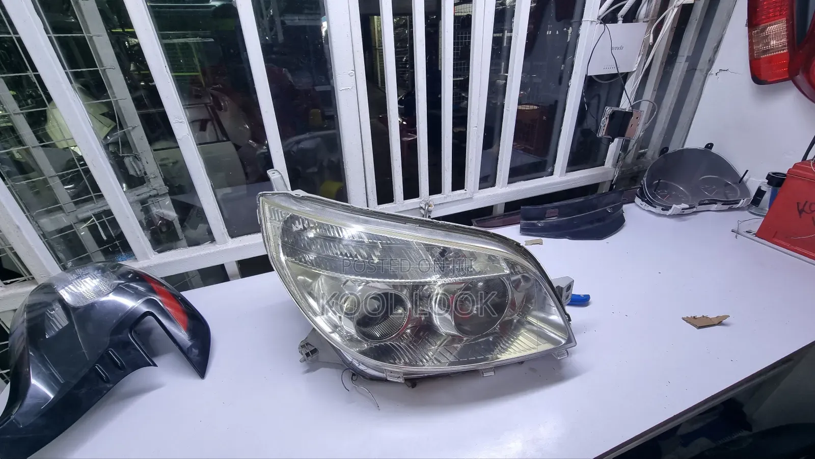 Toyota Rush Headlight Non Xenon