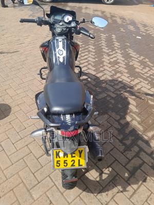 TVS Apache 180 RTR 2019 Black - main view