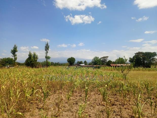 One Acre Behind Air Stip - thumbnail 3