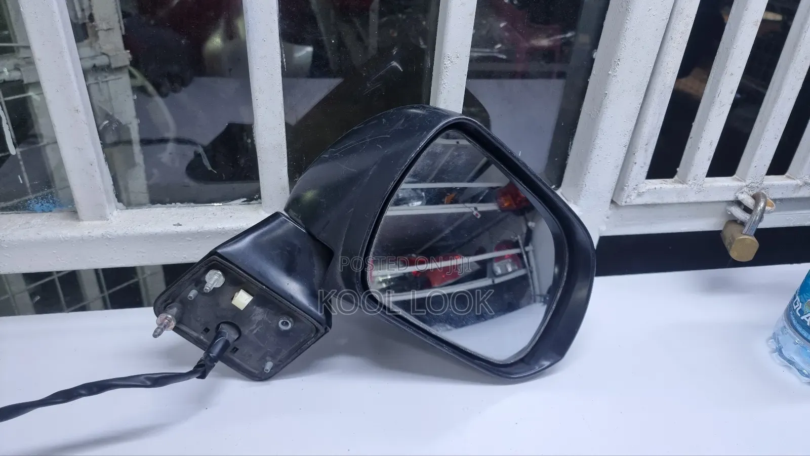 Toyoya Noah 2008 - 2013 Sidemirror