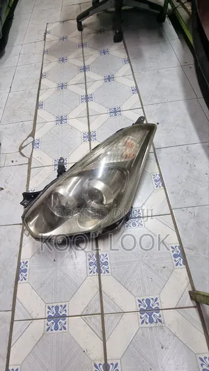 Toyota Wish 2005 Headlight Non Xenon