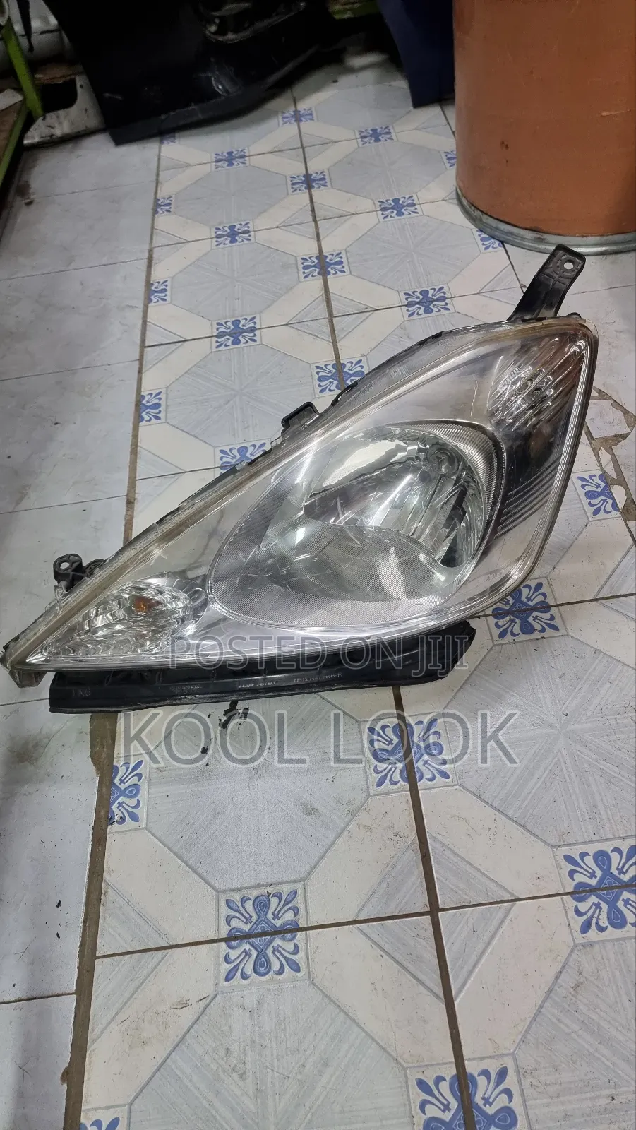 Honda Fit Shuttle 2008 -2013 Headlight Non Xenon