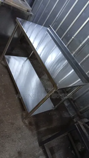 Stainless Hotel Table, 5 FTS