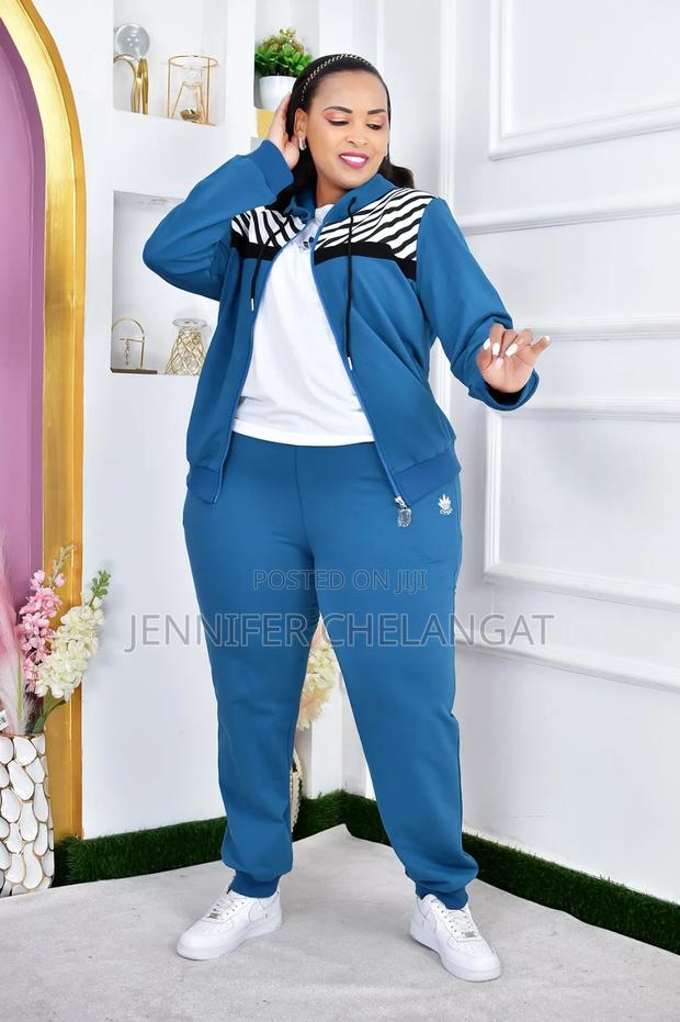 3 Pics Set - thumbnail 2