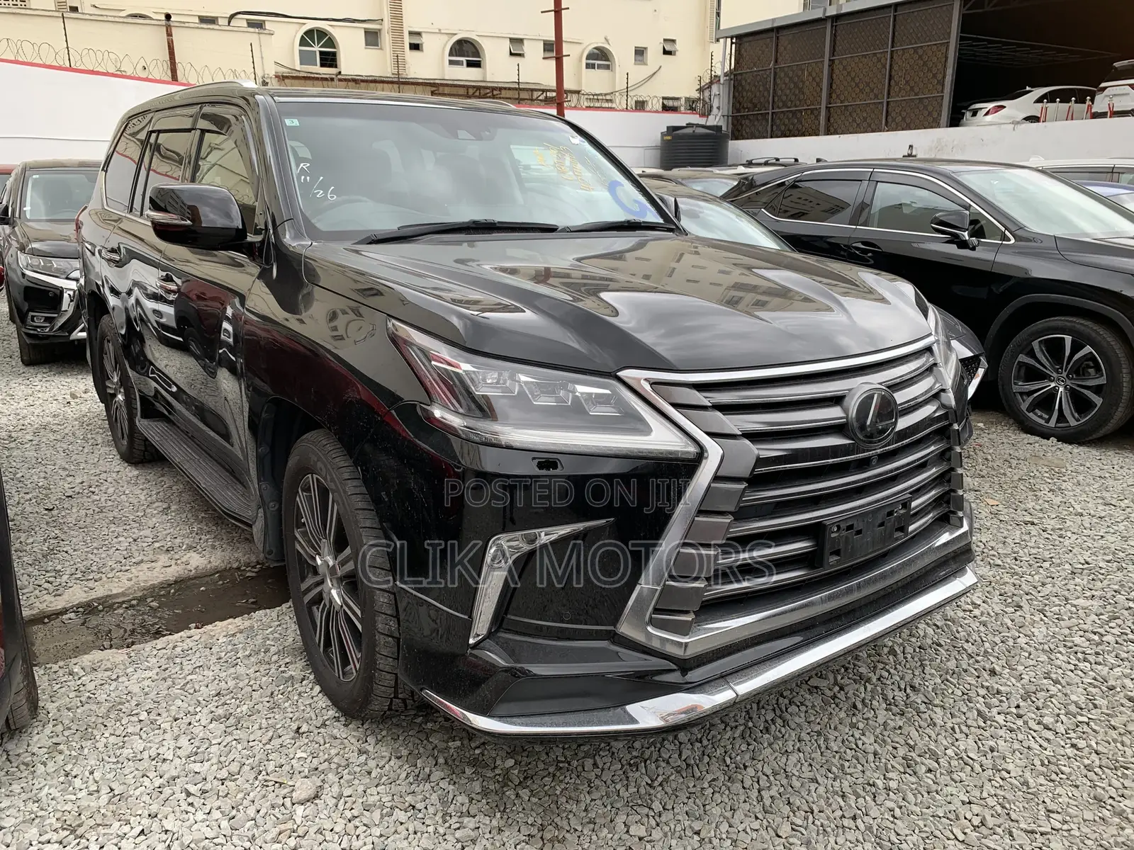 Lexus LX 570 (5 seats) AWD 2018 Black