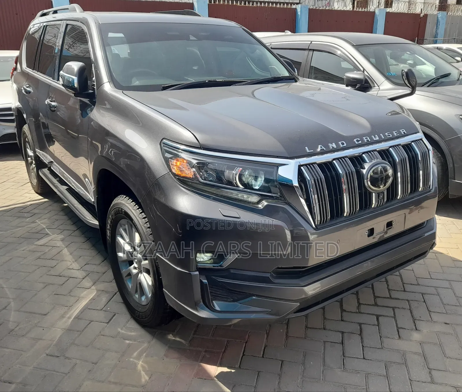Toyota Land Cruiser Prado 2.8 2020 Gray