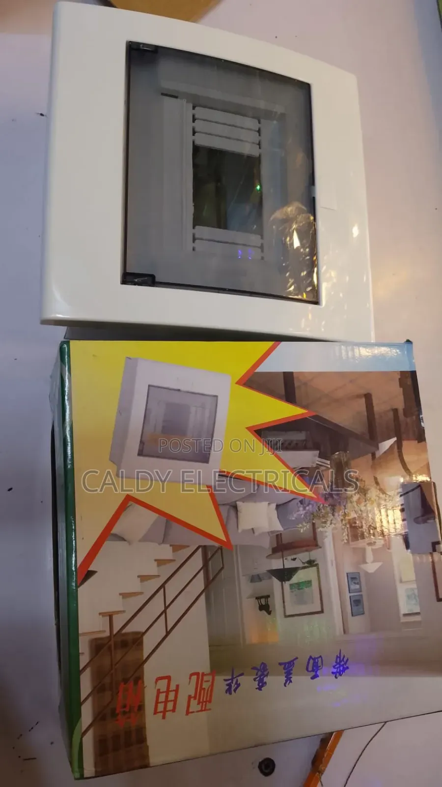 Unique Design 4 Way Consumer Unit Yg5