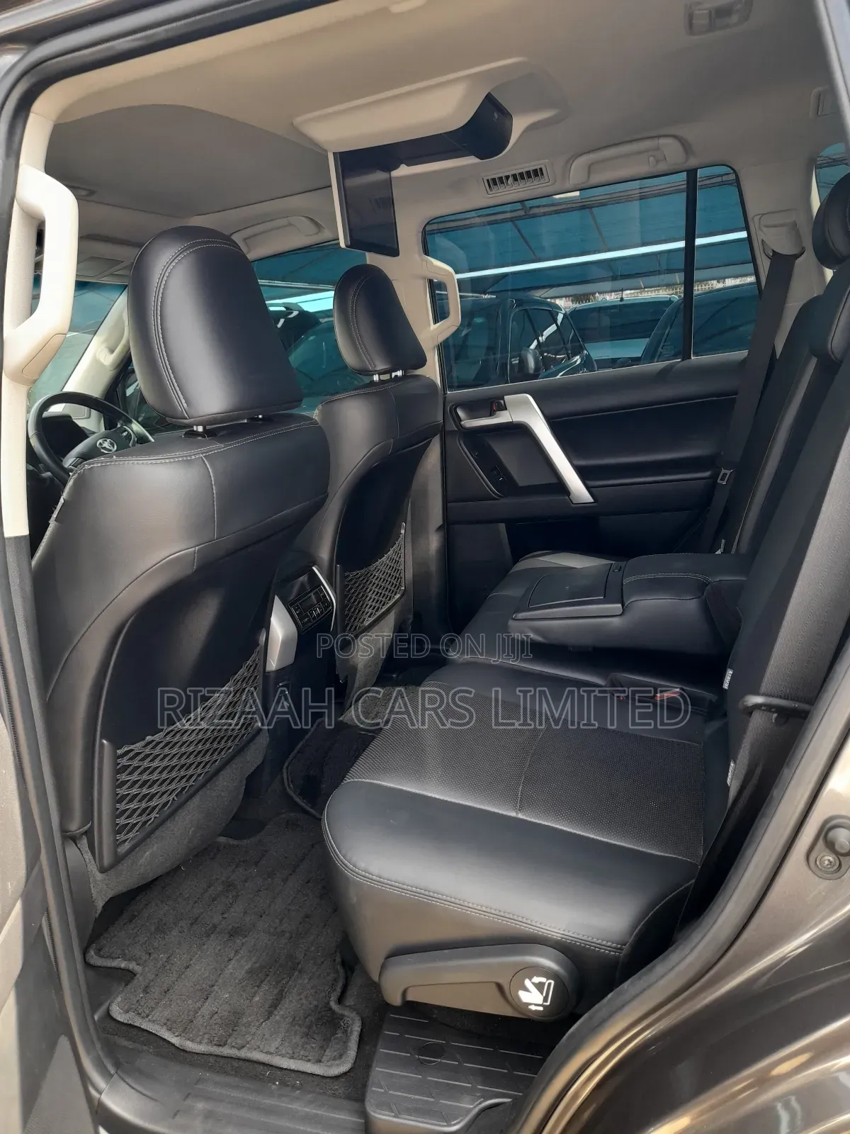 Toyota Land Cruiser Prado 2.8 2020 Gray