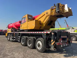 Hoisting Cranes Are Available for Errands