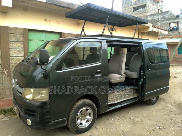 Toyota HiAce 2011 Green - thumbnail 7