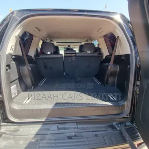 Toyota Land Cruiser Prado 2.7 2018 Black