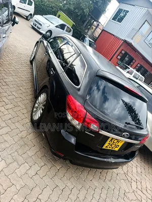 Subaru Legacy 2011 Black