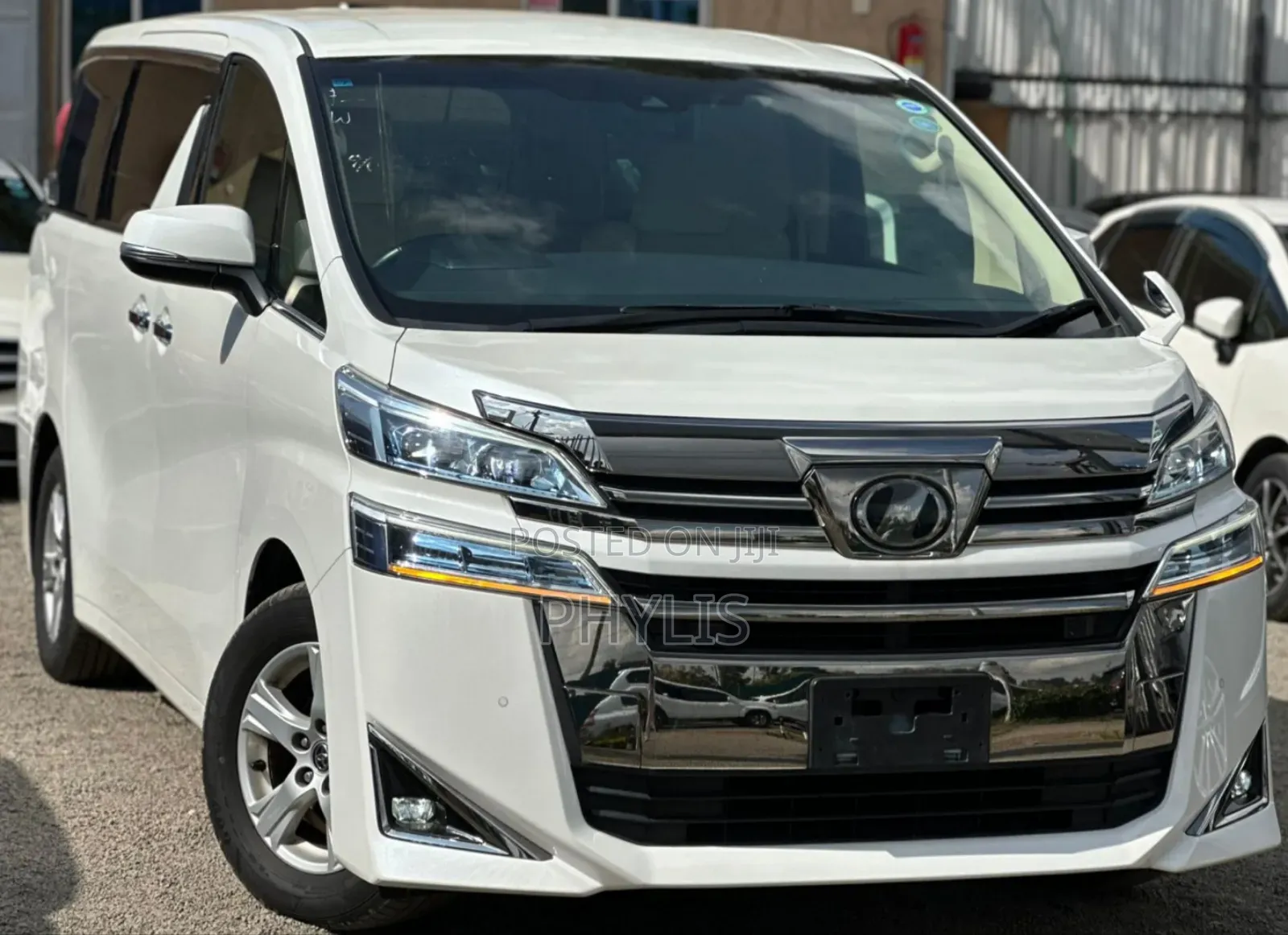 Toyota Vellfire 2019 White
