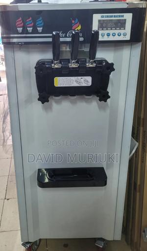 Ice Cream Machine Power 1700w. - thumbnail 2