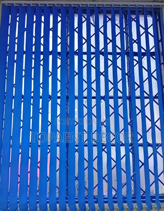 Sky Blue Opening And Closing Slats For Vertical Window Blinds