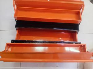 21" Metal Toolbox - thumbnail 2