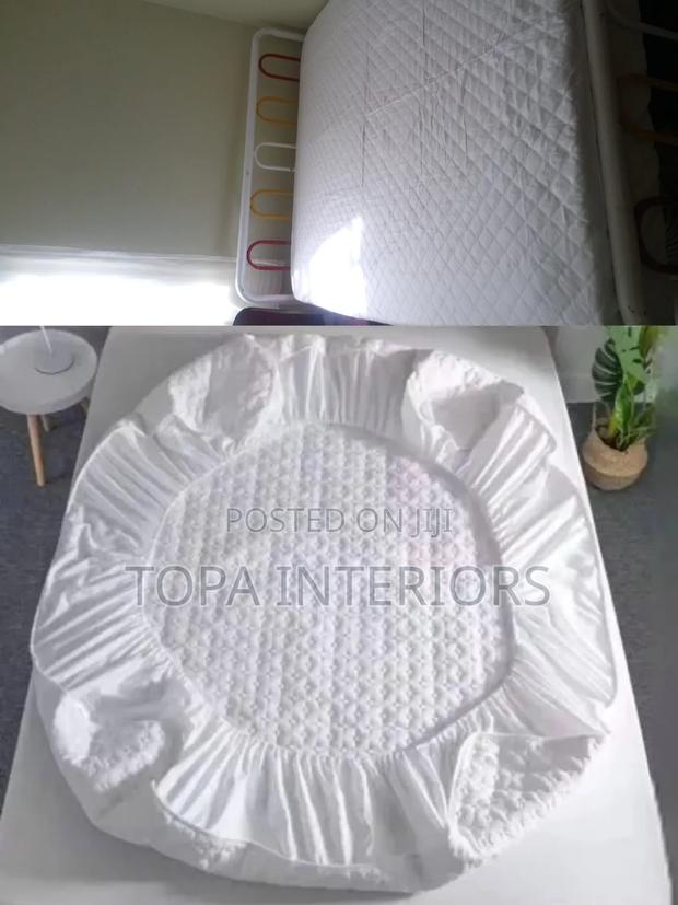 Absorbent Quilted Waterproof Fitted Mattress Covers