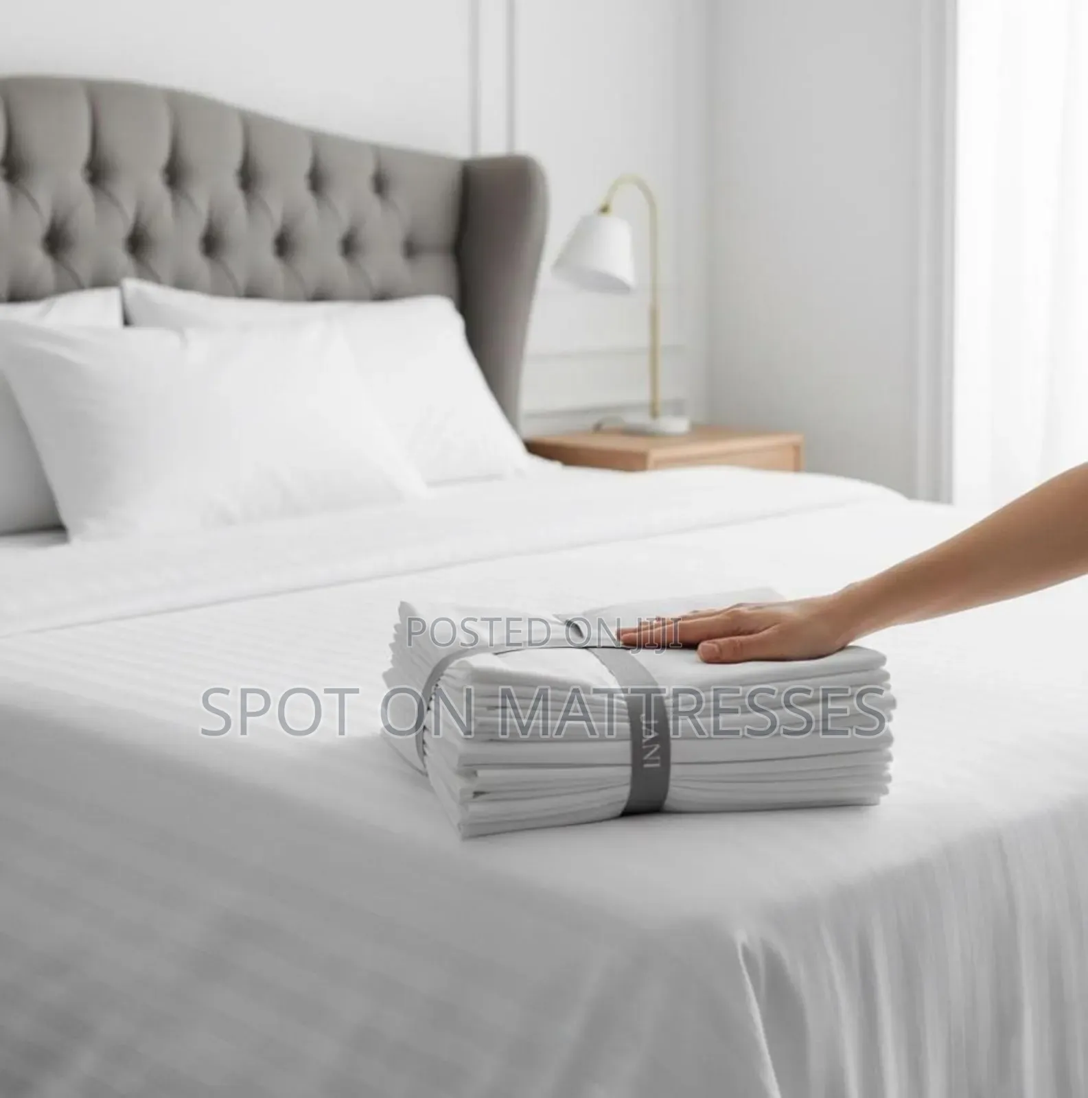 Superking Size 9x10 White Striped 2 Satin Cotton Bedsheets + 4 Cases