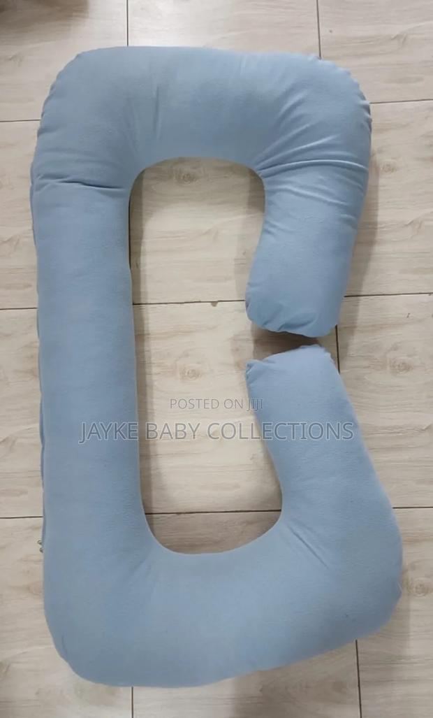 U-Shaped Pregnancy Body Pillow for Full Body Support - thumbnail 3