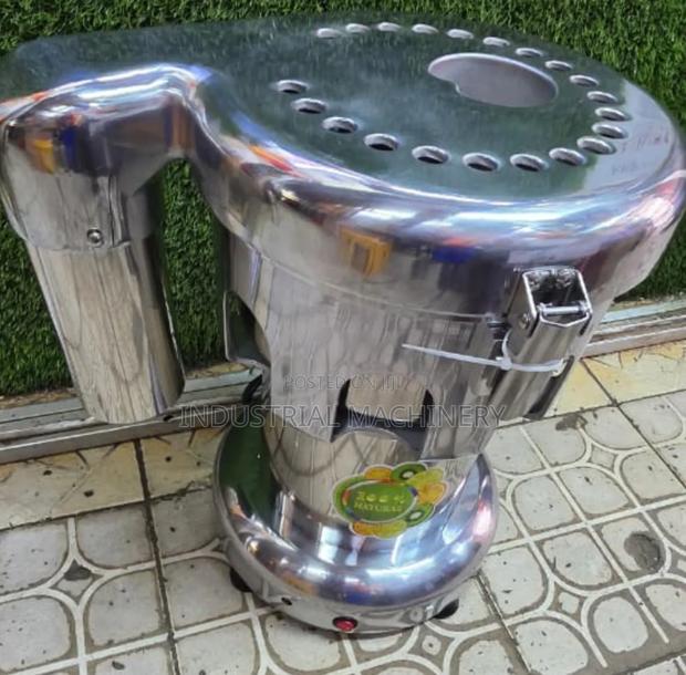 A 3000 Juicer