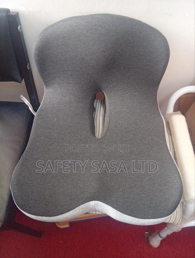Ergonomic Support/ Seat Cushion - thumbnail 2