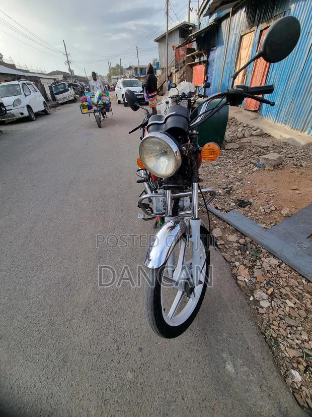 New Bajaj Boxer 100 2021 Red - thumbnail 4