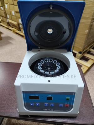 Laboratory Centrifuge - thumbnail 2