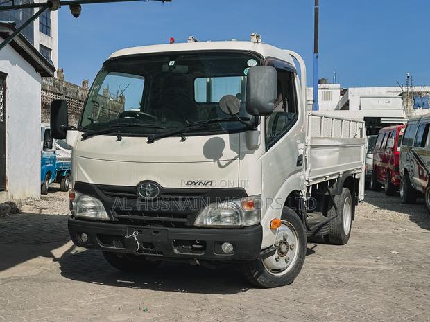 2014 Toyota Dyna