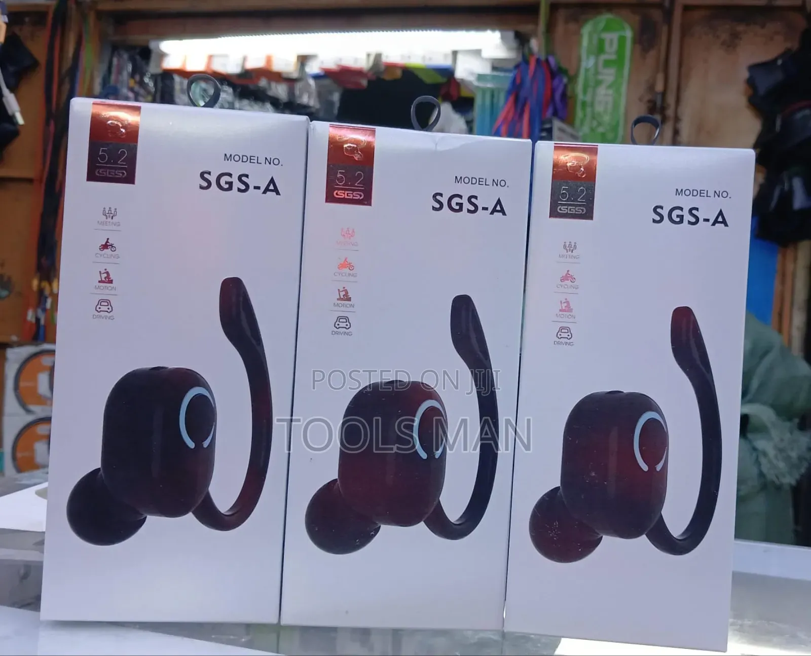 Single Ear-Hook Wireless Bluetooth Headset.