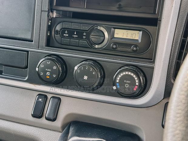 2018 2018 Mitsubishi Canter - thumbnail 6