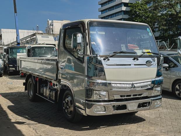 2018 2018 Mitsubishi Canter - thumbnail 8