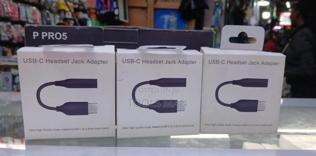 Usb-C Headset Jack Adapter. - thumbnail 2