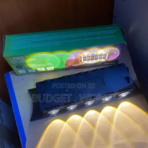 Bk12 Solar Wall Lamp 10 Led Up and Down