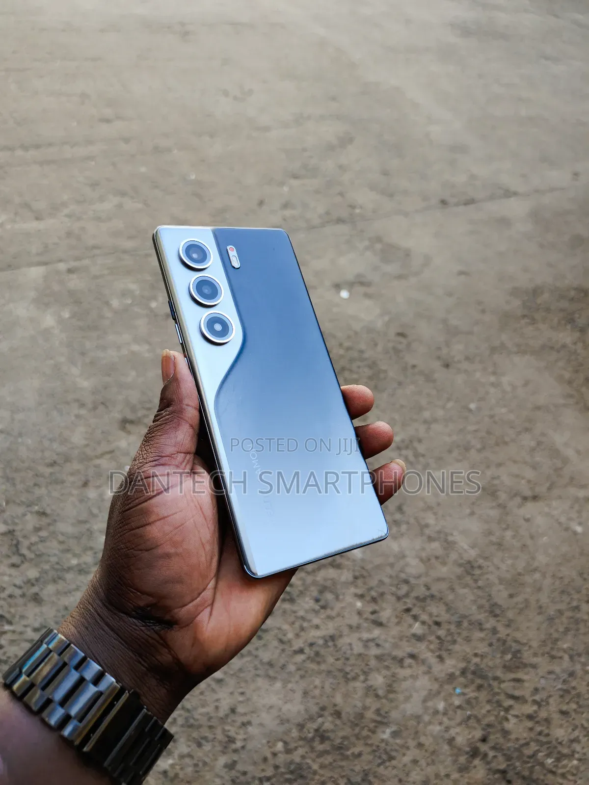 New Tecno Camon 40 Pro 256 GB Gray