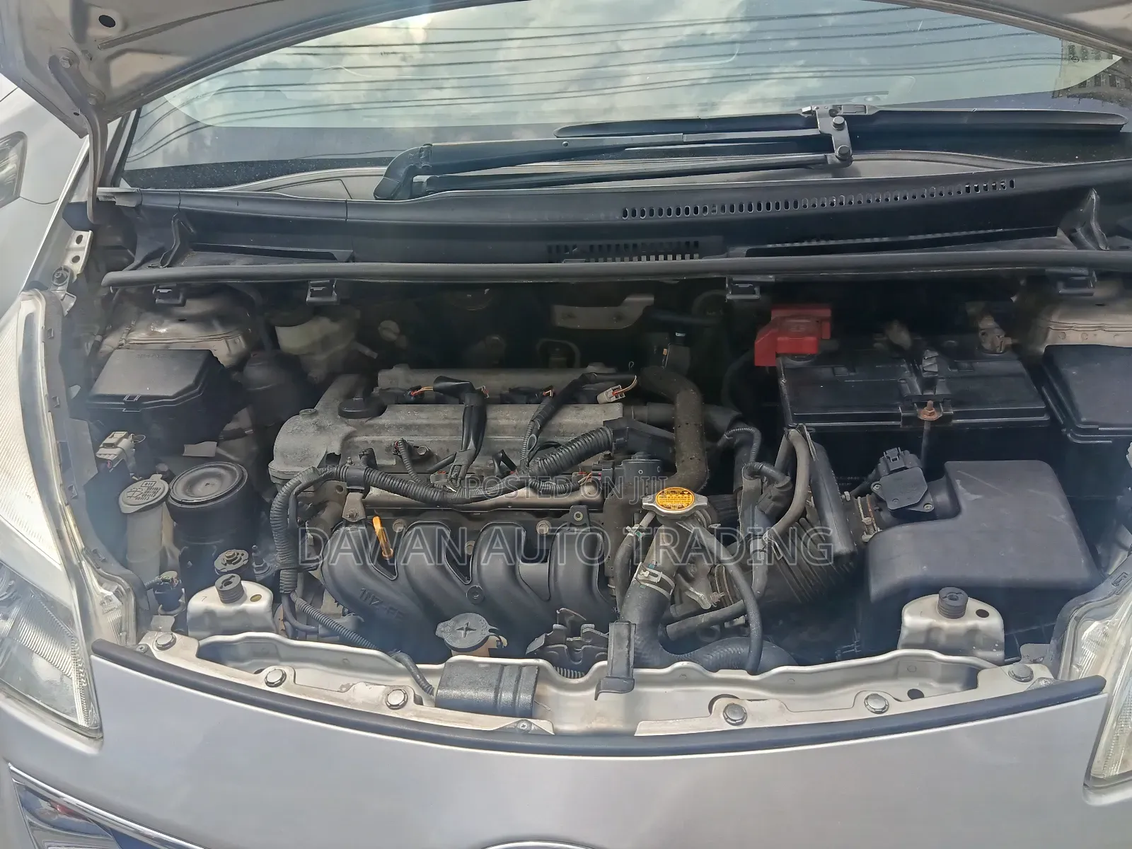 Toyota Ractis 1.5 FWD 2015 Silver