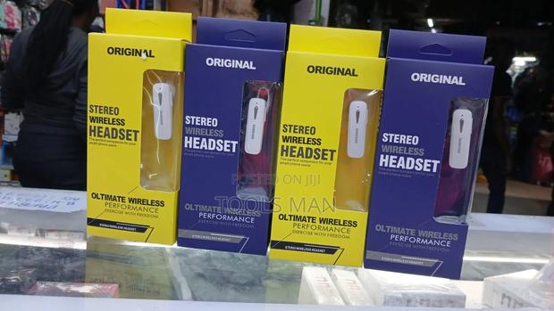 Single-Ear Bluetooth Mono Headset.