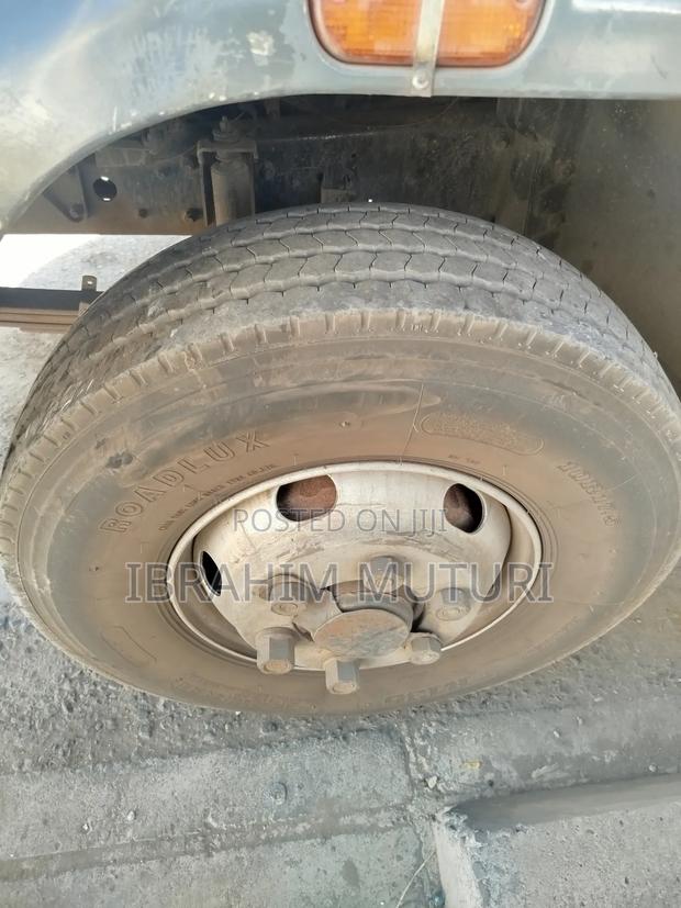 Mitsubishi Fh215 - thumbnail 11