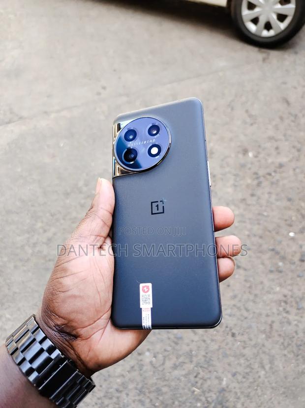 New OnePlus 11 256 GB Black - thumbnail 7