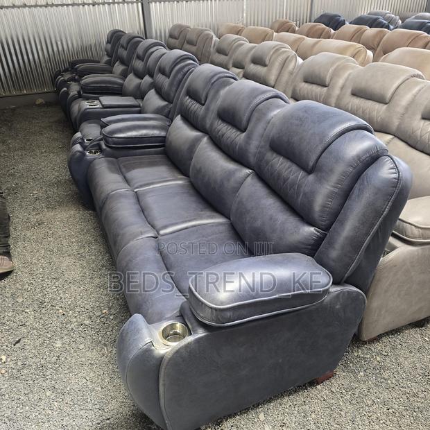 Castro Designed 7 Seater Semi Recliner 3,2,1,1
