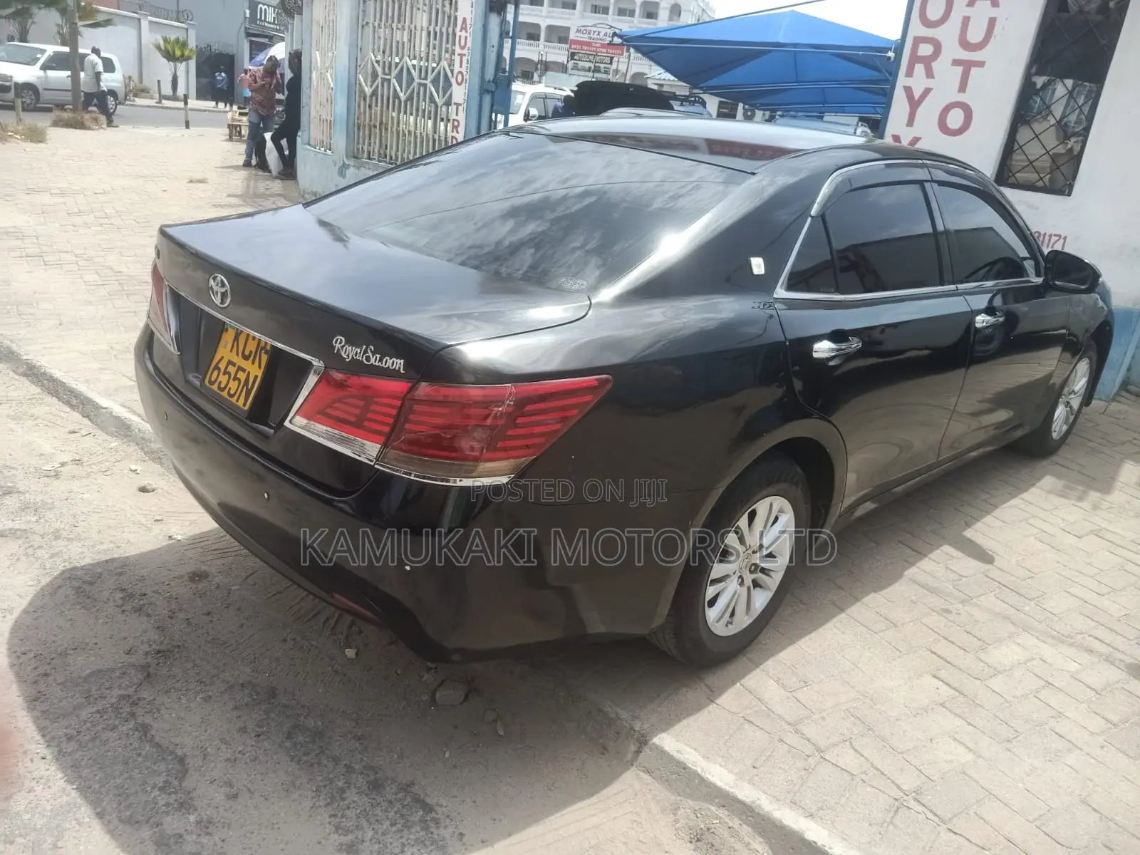 Toyota Crown 2013 Black